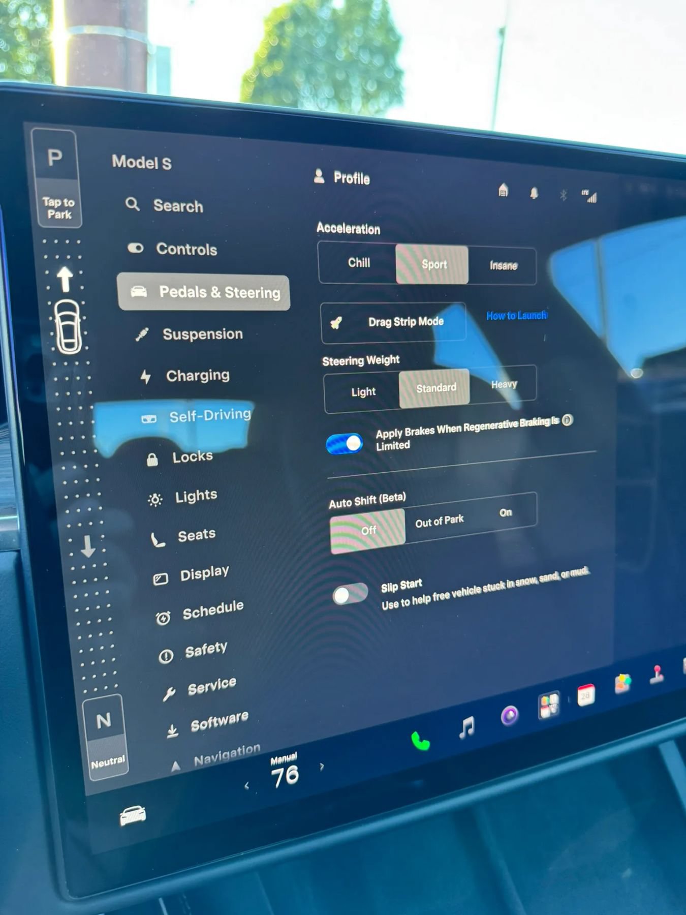 Used 2022 Tesla Model S Standard Range AWD/4WD image 28