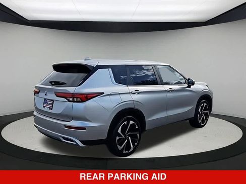 Used 2024 Mitsubishi Outlander SE FWD image 8