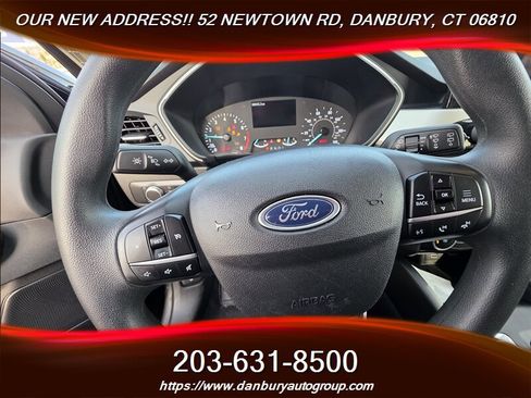 Used 2022 Ford Escape SE image 7