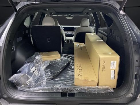 New 2026 Hyundai Tucson Limited image 16