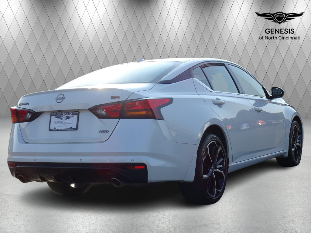 Used 2024 Nissan Altima 2.5 SR AWD/4WD image 5