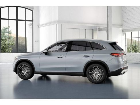 New 2026 Mercedes-Benz GLC 300 4MATIC image 32