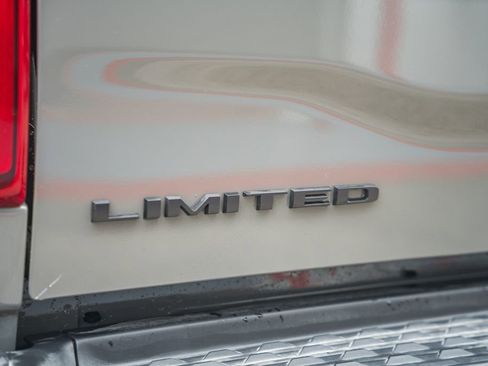 New 2026 RAM 2500 Limited AWD/4WD image 8
