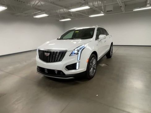 New 2025 Cadillac XT5 Premium Luxury w/ LPO, Floor Liner Package image 43