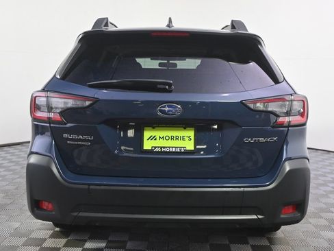 Used 2025 Subaru Outback Premium AWD/4WD image 5