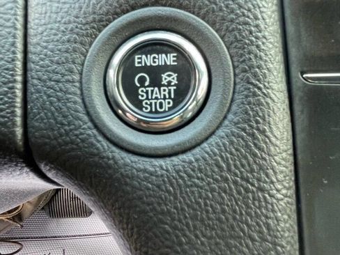 Used 2016 Ford Taurus SEL w/ Equipment Group 201A image 23