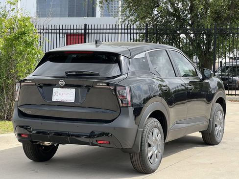 New 2026 Nissan Kicks S image 4