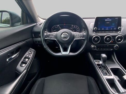 Used 2022 Nissan Sentra SV FWD image 6