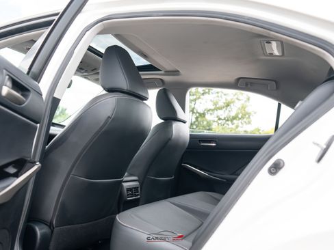Used 2018 Lexus IS 300 AWD w/ Comfort Package image 21