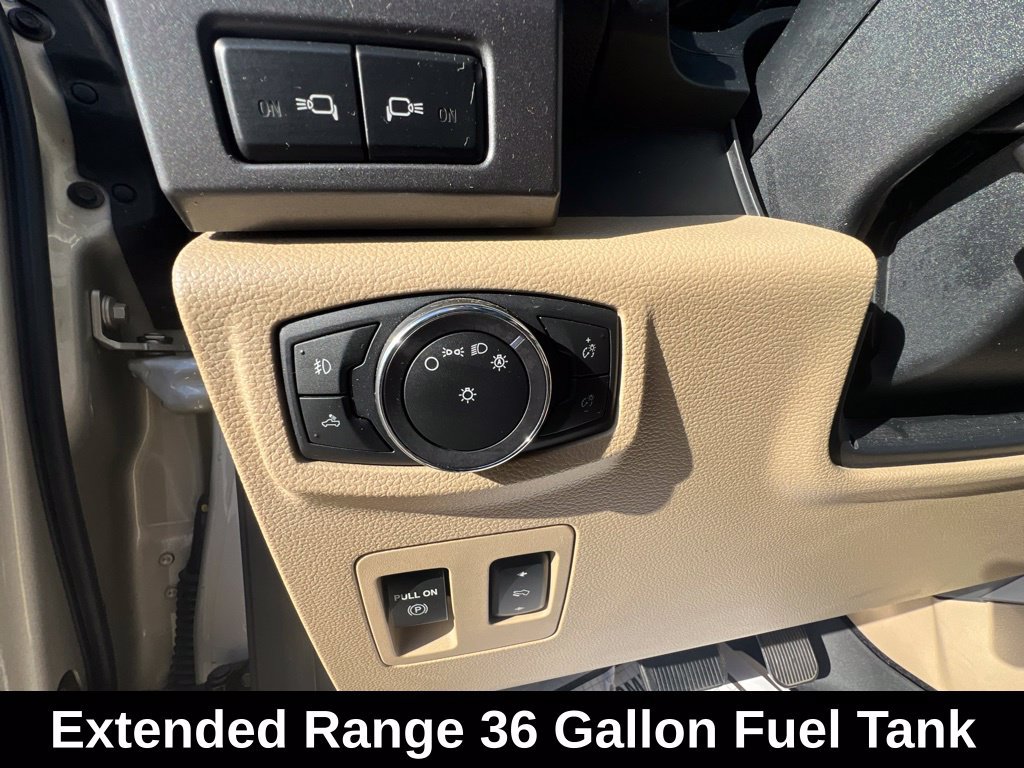 Used 2018 Ford F150 XLT w/ Equipment Group 302A Luxury AWD/4WD image 26