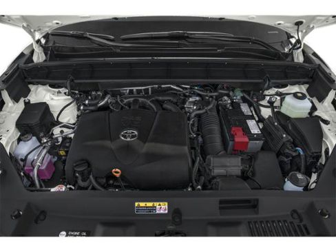 Used 2020 Toyota Highlander XLE FWD image 12