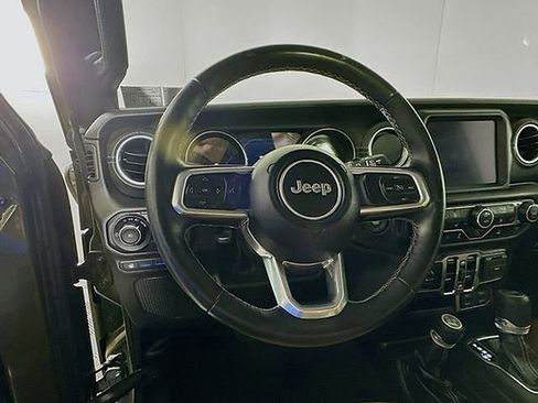 Used 2022 Jeep Wrangler Unlimited Sahara w/ Cold Weather Group image 19