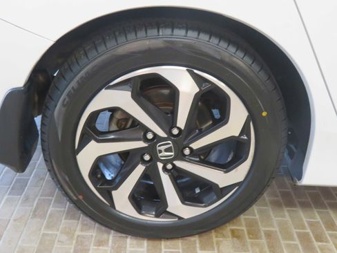 Used 2016 Honda Accord EX-L image 9