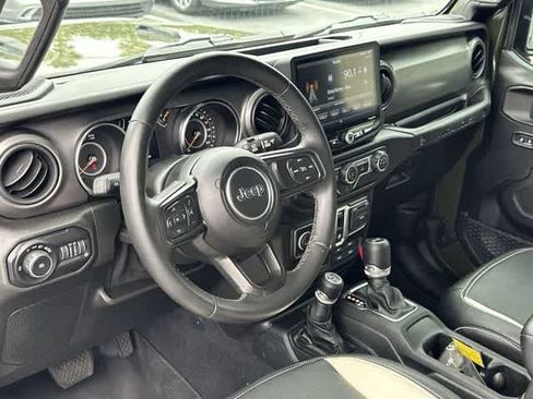 Used 2021 Jeep Wrangler Sport AWD/4WD image 13