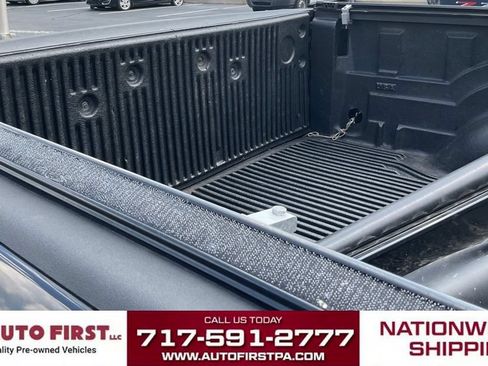 Used 2019 RAM 1500 Classic SLT AWD/4WD image 4