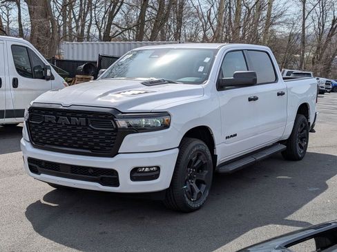 New 2026 RAM 1500 Express image 7
