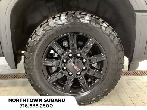 Used 2025 GMC Sierra 2500 AT4 w/ AT4 Premium Plus Package AWD/4WD image 23