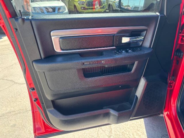 Used 2022 RAM 1500 Warlock AWD/4WD image 11