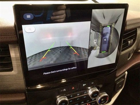 Used 2024 Ford Expedition Max Limited image 2