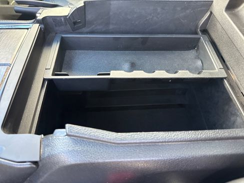 Used 2019 Ford Expedition Limited w/ Equipment Group 302A image 26