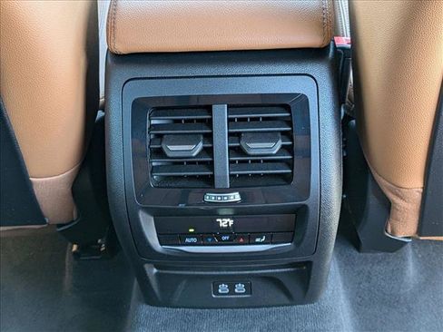 Used 2024 BMW X3 xDrive30i w/ Premium Package AWD/4WD image 18