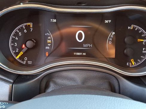 Used 2016 Jeep Grand Cherokee Laredo w/ Quick Order Package 23E image 25