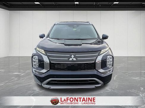 New 2026 Mitsubishi Outlander SEL image 8