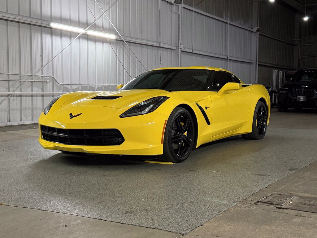 Used 2017 Chevrolet Corvette Stingray Coupe w/ Carbon Flash Badge Package RWD image 1