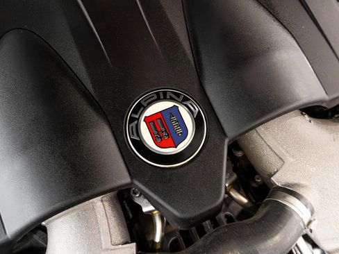 Used 2023 BMW ALPINA B8 xDrive Gran Coupe image 39