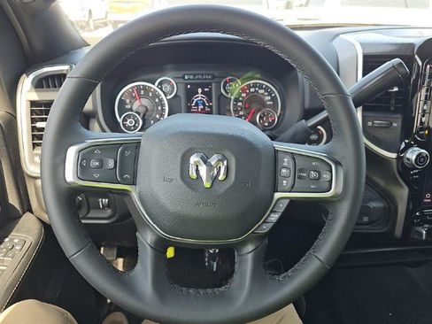Used 2026 RAM 2500 Big Horn AWD/4WD image 8