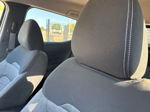 Used 2025 Nissan Kicks SV w/ Interior Electronics Package FWD image 9