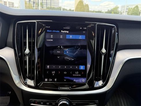 Certified 2024 Volvo S60 T8 Core w/ Climate Package image 23