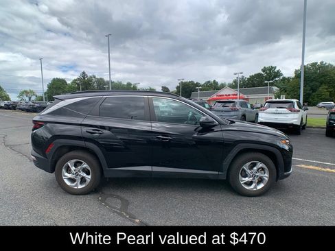 Used 2024 Hyundai Tucson SE AWD/4WD image 2