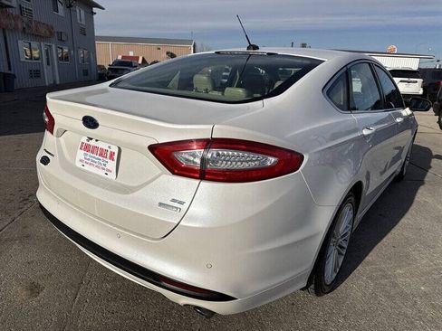 Used 2016 Ford Fusion SE w/ Equipment Group 202A FWD image 7