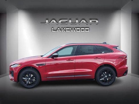 New 2026 Jaguar F-PACE R-Dynamic S image 2