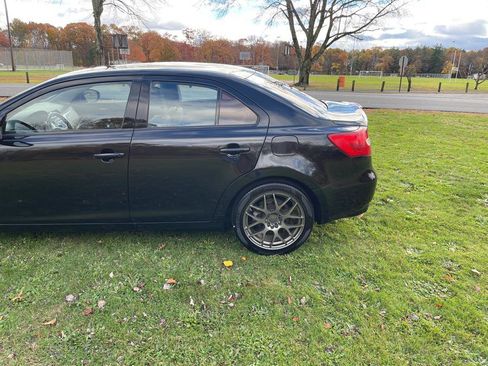 Used 2010 Suzuki Kizashi GTS image 36