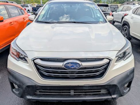Used 2020 Subaru Outback Premium AWD/4WD image 2