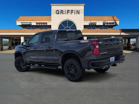 Used 2023 Chevrolet Silverado 1500 LT Trail Boss AWD/4WD image 9