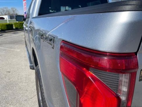 Used 2025 Ford F150 XLT w/ Equipment Group 301A Standard AWD/4WD image 18