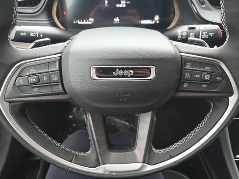 New 2026 Jeep Grand Cherokee Altitude AWD/4WD image 12