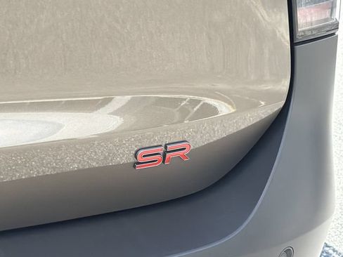 Used 2025 Nissan Kicks SR FWD image 4