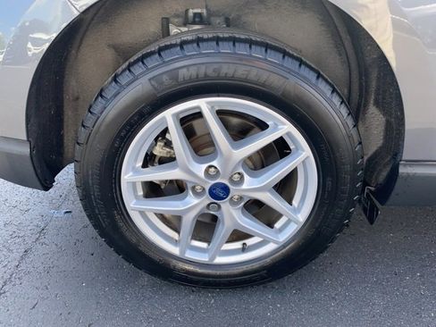 Certified 2022 Ford Edge SEL w/ Convenience Package image 9