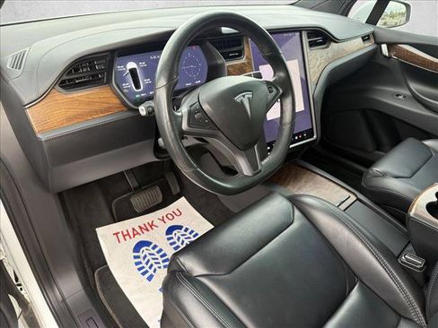 Used 2019 Tesla Model X Long Range image 12