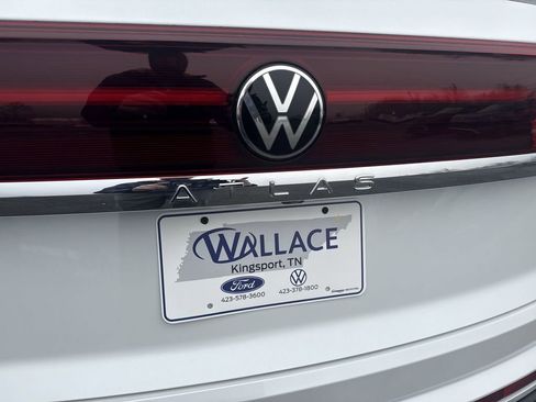 New 2026 Volkswagen Atlas Cross Sport SEL Premium R-Line AWD/4WD image 6
