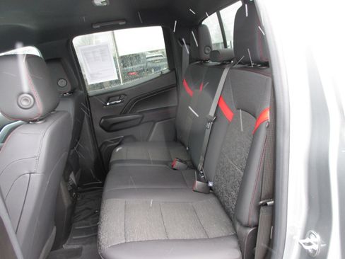 Used 2023 Chevrolet Colorado Z71 w/ Z71 Convenience Package 2 image 11