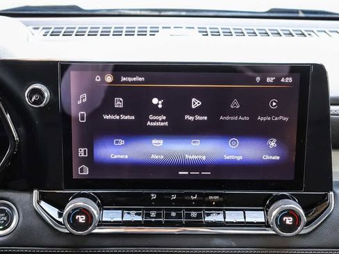 Used 2024 Chevrolet Colorado LT w/ LT Convenience Package image 15