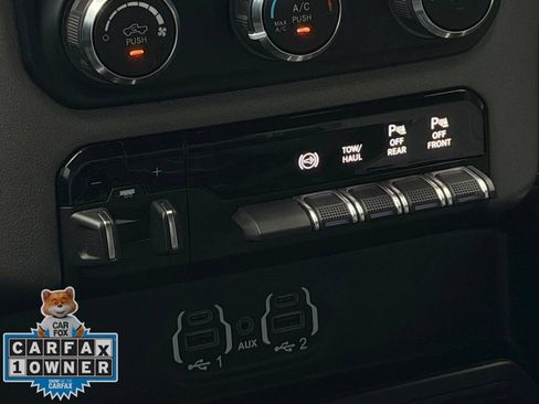 Used 2024 RAM 2500 Big Horn w/ Off Road Package AWD/4WD image 18