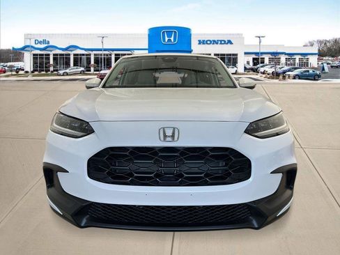 New 2026 Honda HR-V LX image 8