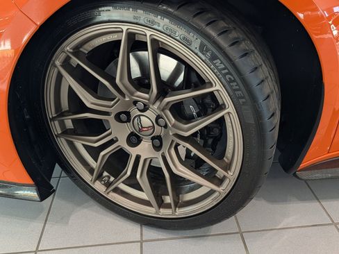 Used 2024 Chevrolet Corvette Z06 image 18