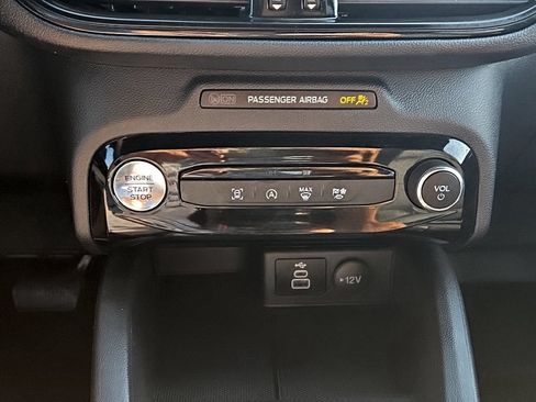 Used 2025 Ford Escape ST-Line w/ Tech Pack #1 AWD/4WD image 19